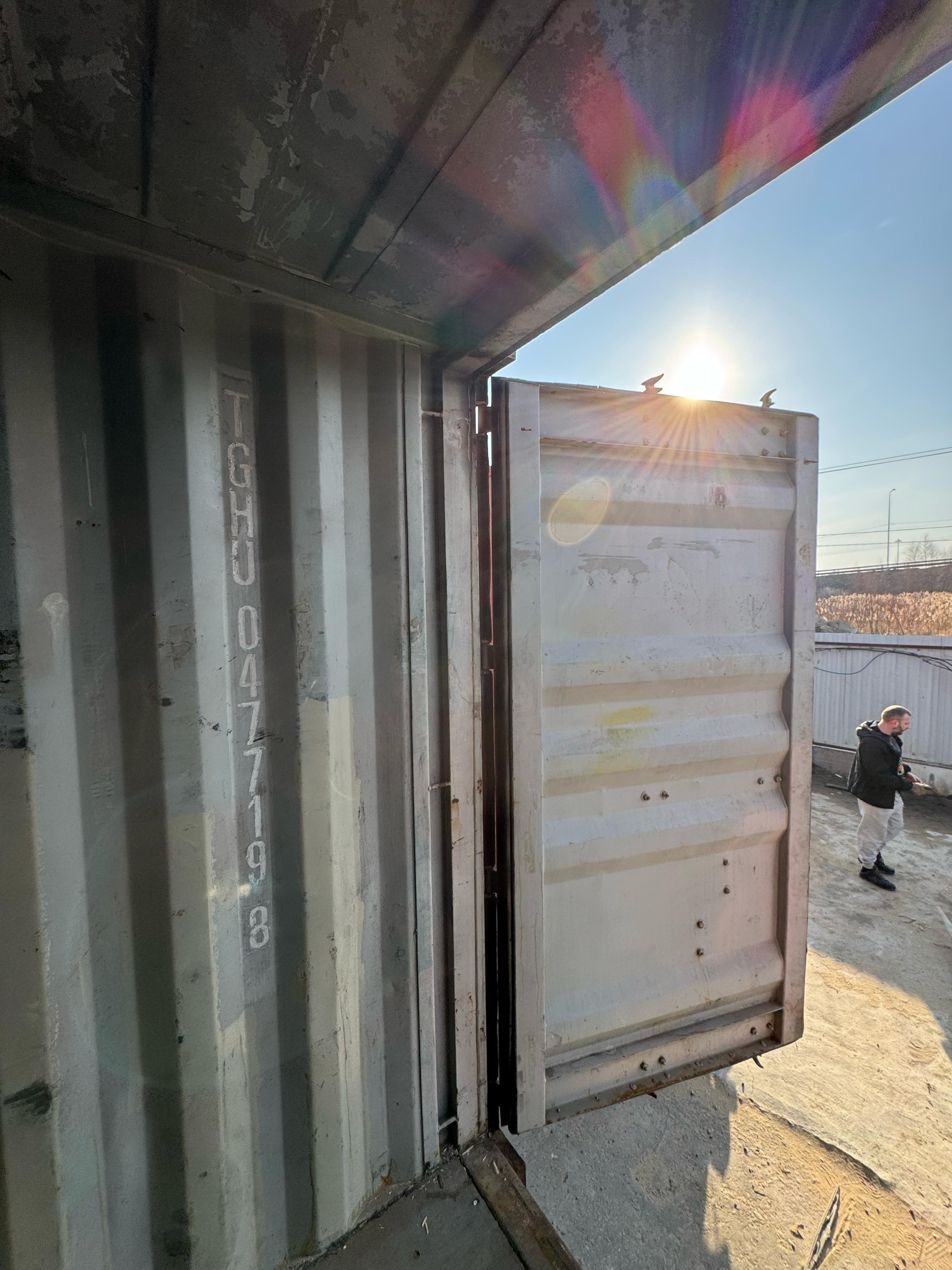 Морской контейнер TGHU0477198